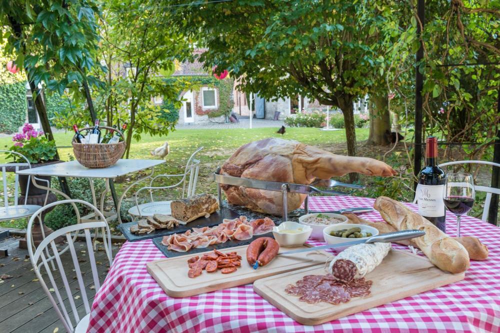Logis-Hotel-Restaurant La Gentilhommiere Artres Εξωτερικό φωτογραφία