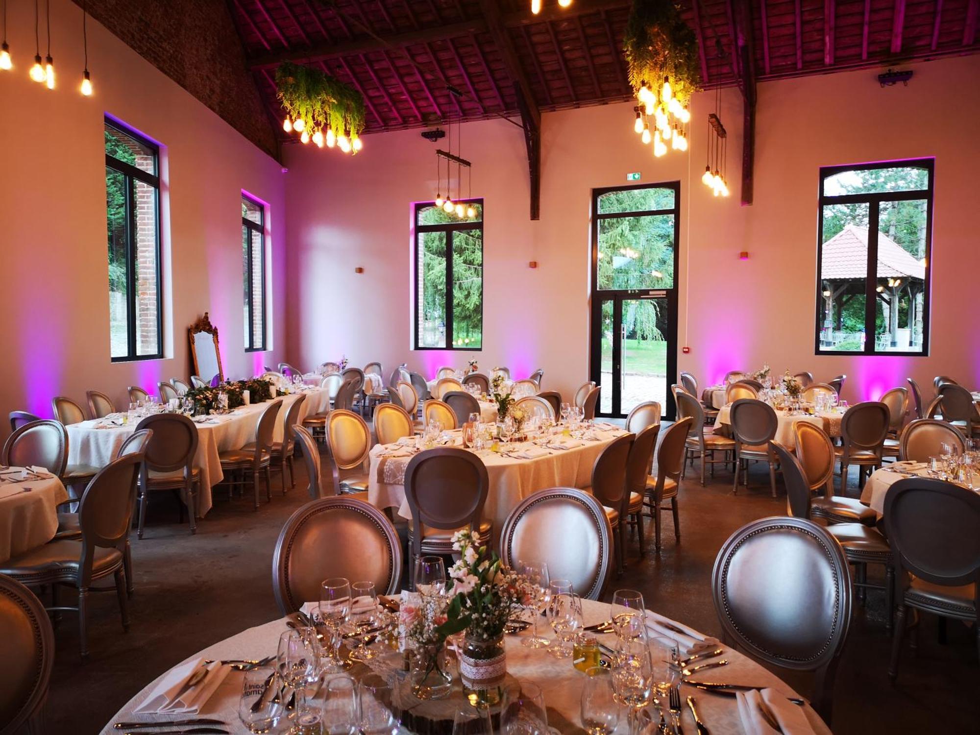 Logis-Hotel-Restaurant La Gentilhommiere Artres Εξωτερικό φωτογραφία